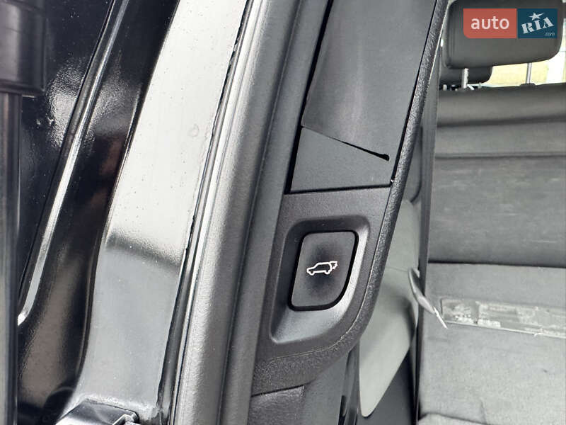 Позашляховик / Кросовер Toyota Sequoia 2008 в Києві