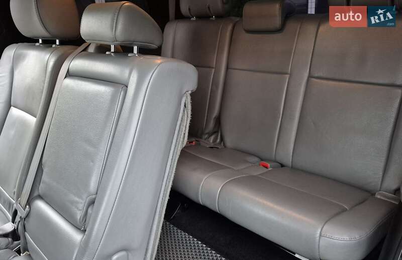 Позашляховик / Кросовер Toyota Sequoia 2012 в Івано-Франківську