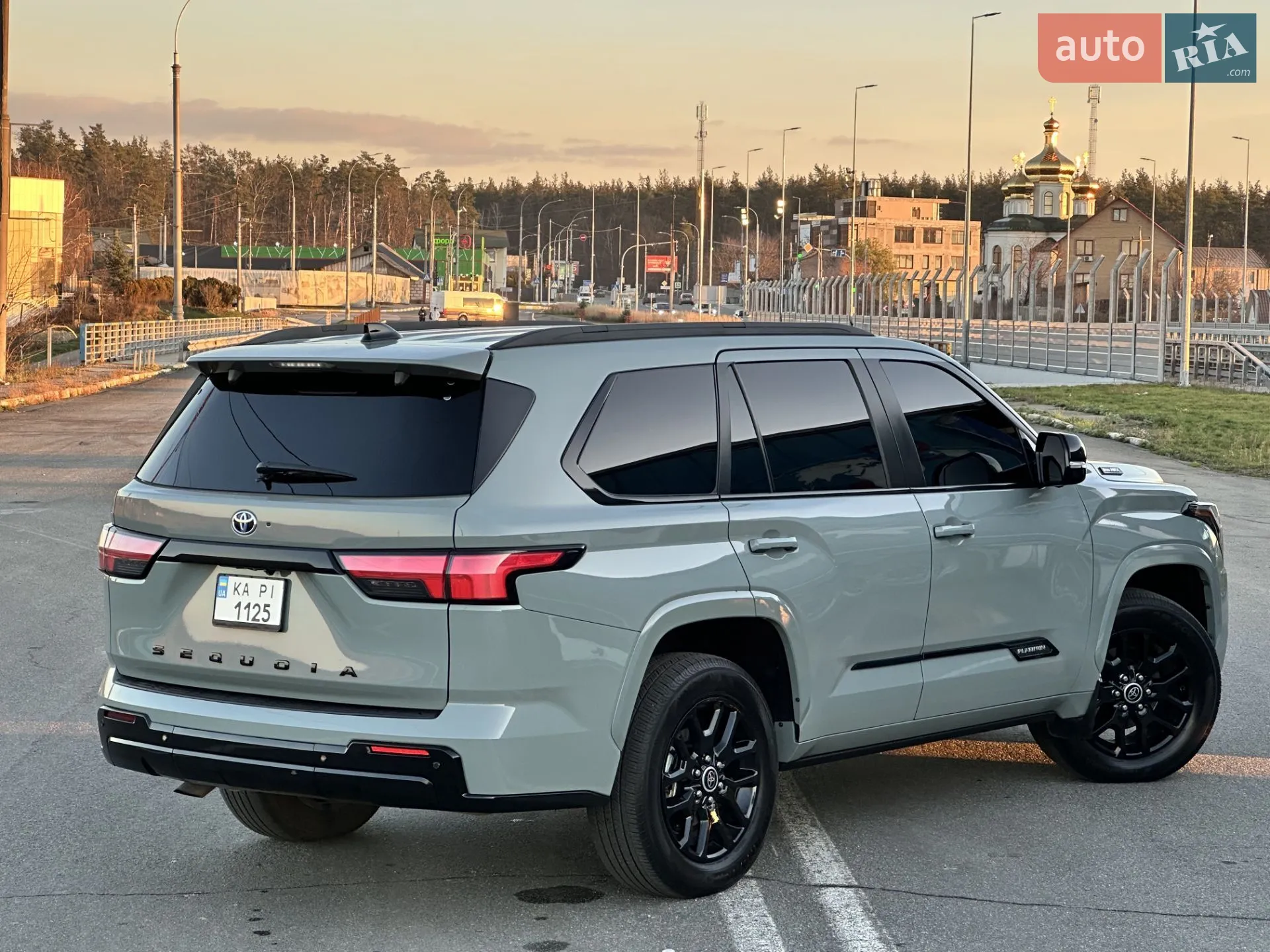 2023 Toyota Sequoia - мініатюра 9