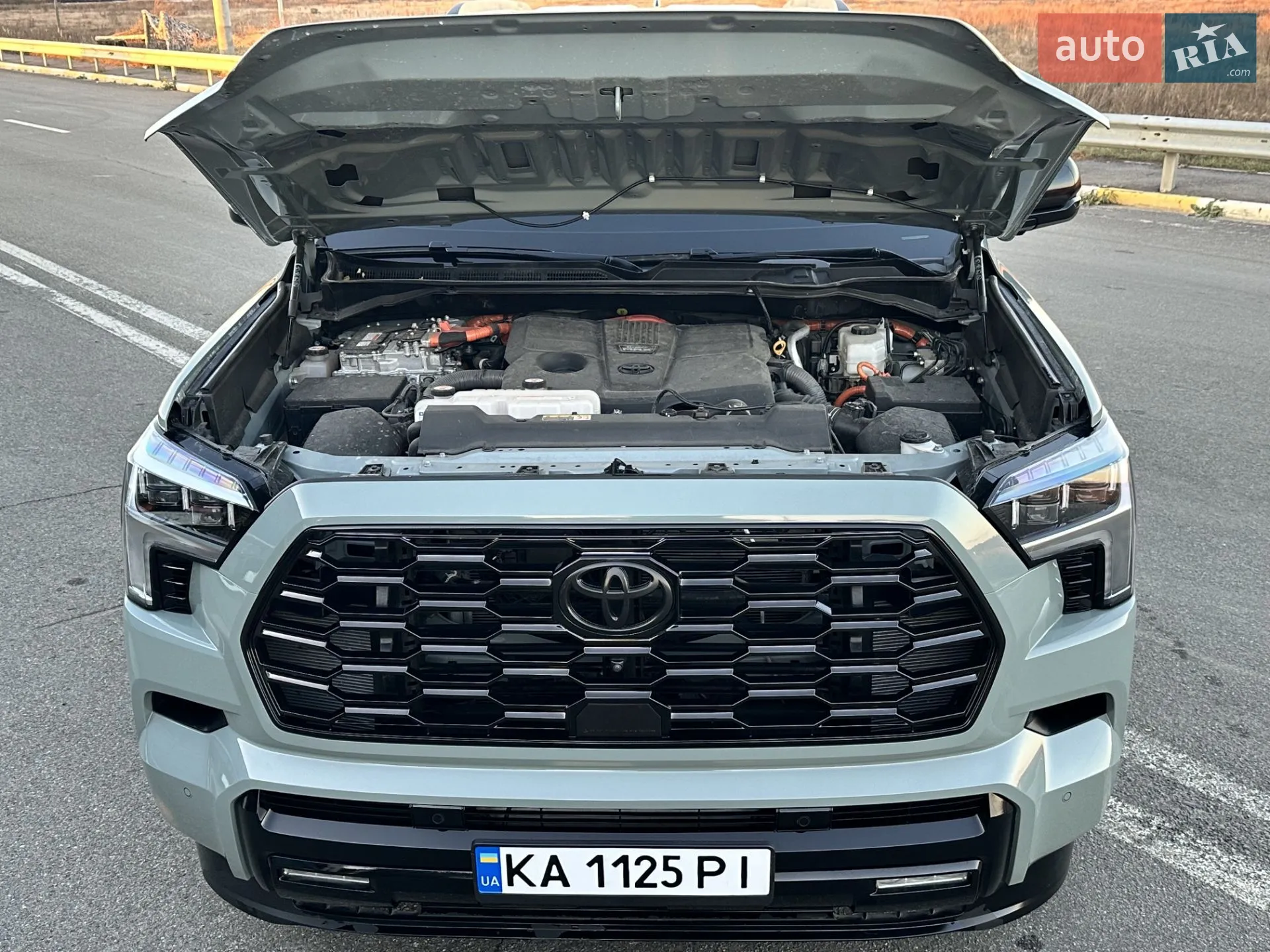 2023 Toyota Sequoia - мініатюра 18
