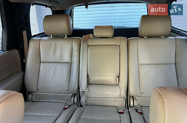 Позашляховик / Кросовер Toyota Sequoia 2016 в Києві