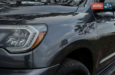 Внедорожник / Кроссовер Toyota Sequoia 2016 в Черкассах