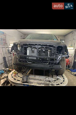 Внедорожник / Кроссовер Toyota Sequoia 2016 в Черкассах