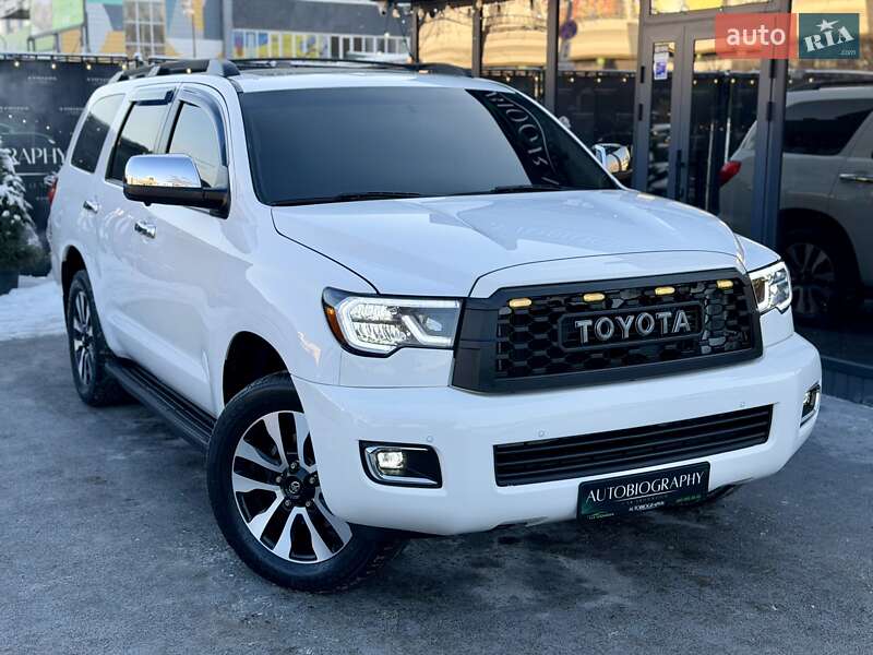 Toyota Sequoia 2013