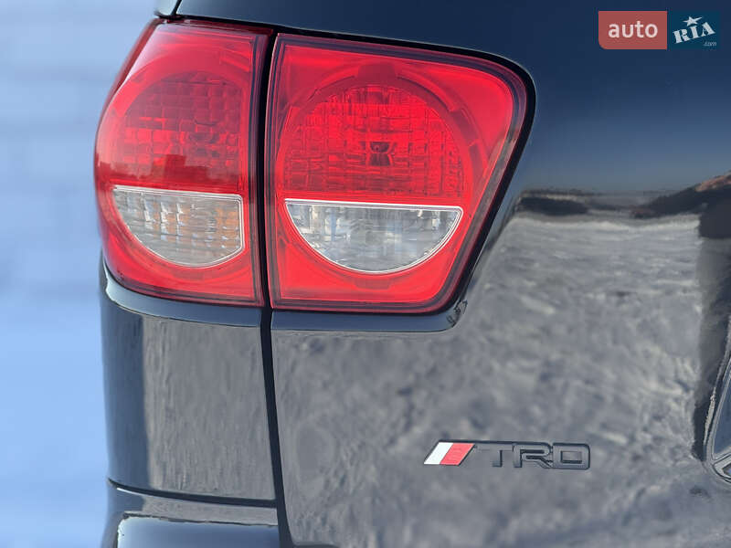 Внедорожник / Кроссовер Toyota Sequoia 2013 в Киеве