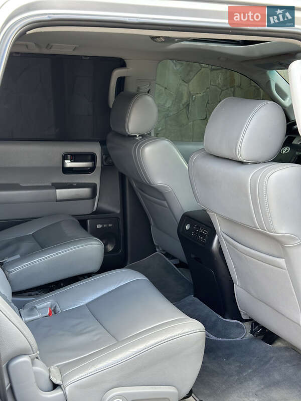 Внедорожник / Кроссовер Toyota Sequoia 2010 в Надворной фото 22 Внедорожник / Кроссовер Toyota Sequoia 2010 в Надворной