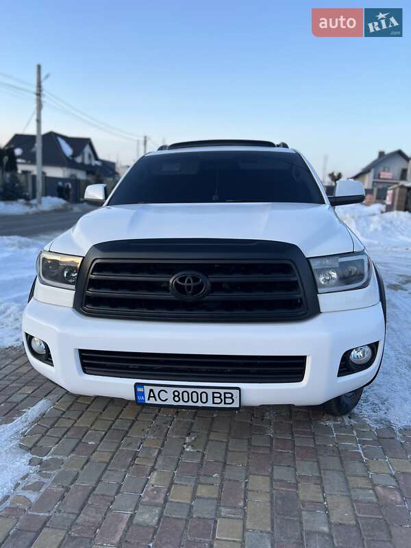 Внедорожник / Кроссовер Toyota Sequoia 2013 в Луцке фото 27 Внедорожник / Кроссовер Toyota Sequoia 2013 в Луцке