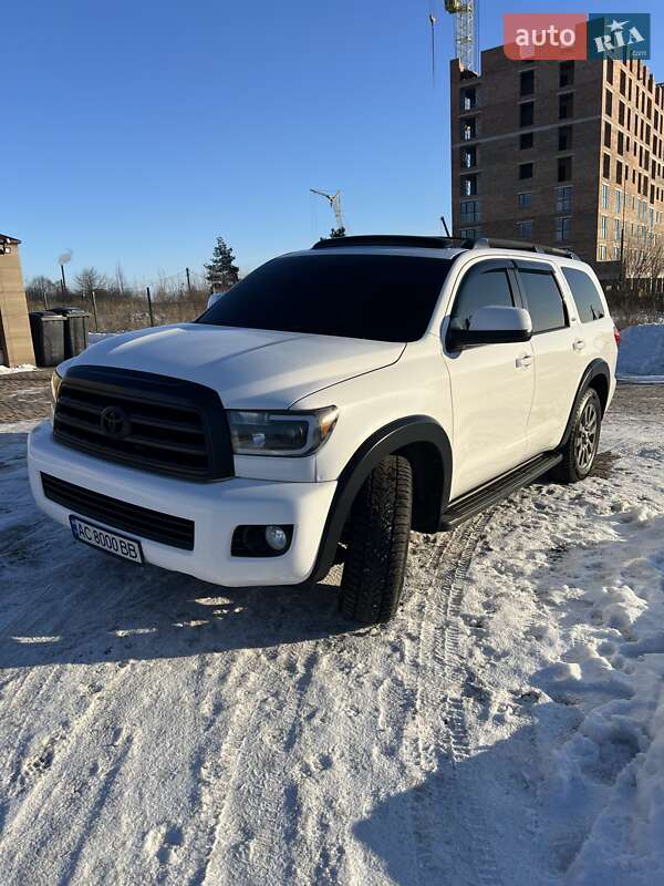 Внедорожник / Кроссовер Toyota Sequoia 2013 в Луцке фото 37 Внедорожник / Кроссовер Toyota Sequoia 2013 в Луцке