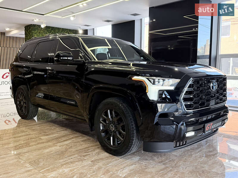 Внедорожник / Кроссовер Toyota Sequoia 2024 в Киеве