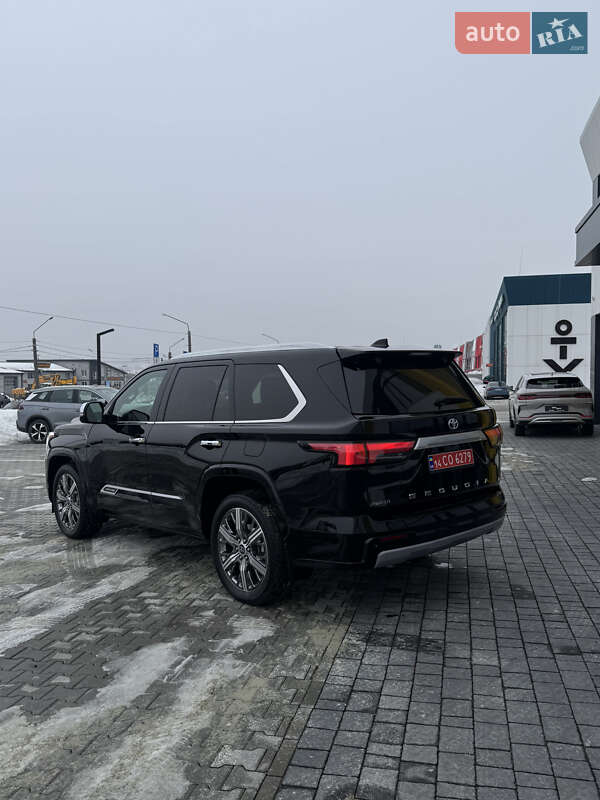 Внедорожник / Кроссовер Toyota Sequoia 2023 в Львове фото 19 Внедорожник / Кроссовер Toyota Sequoia 2023 в Львове