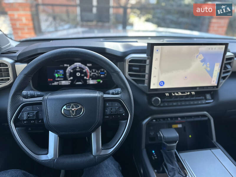 Внедорожник / Кроссовер Toyota Sequoia 2024 в Одессе