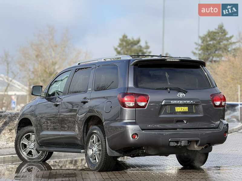 Внедорожник / Кроссовер Toyota Sequoia 2019 в Киеве фото 19 Внедорожник / Кроссовер Toyota Sequoia 2019 в Киеве