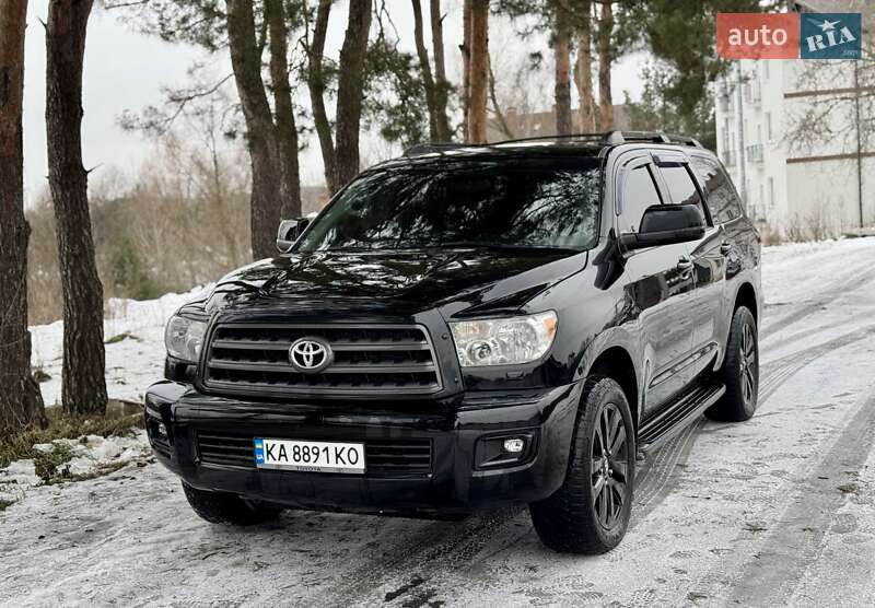Внедорожник / Кроссовер Toyota Sequoia 2011 в Киеве фото Внедорожник / Кроссовер Toyota Sequoia 2011 в Киеве