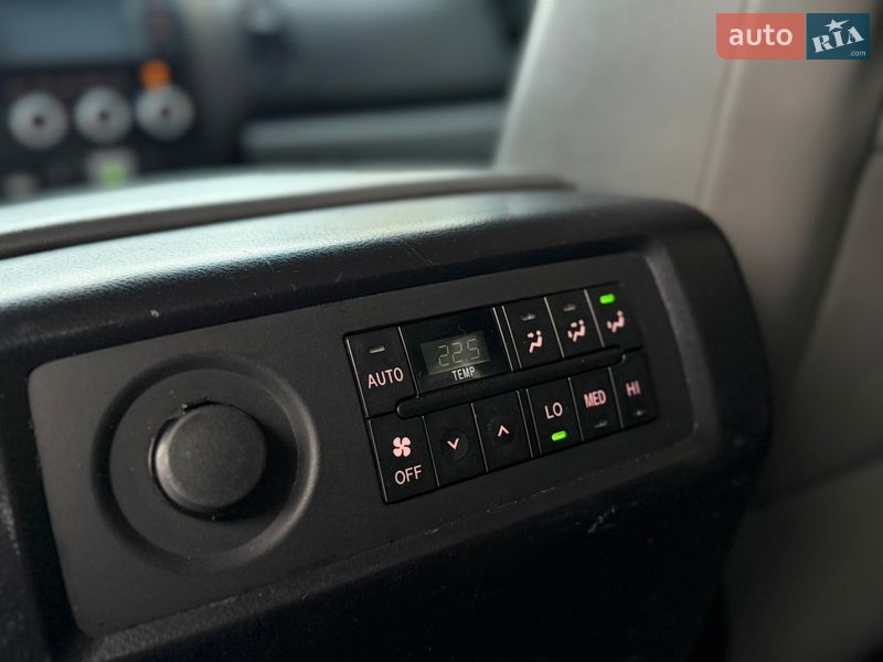 Внедорожник / Кроссовер Toyota Sequoia 2008 в Львове