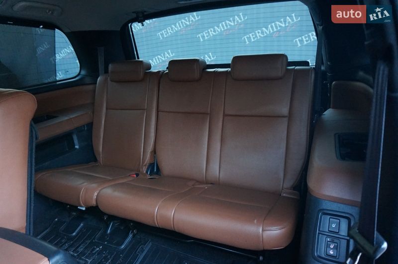 Внедорожник / Кроссовер Toyota Sequoia 2008 в Одессе