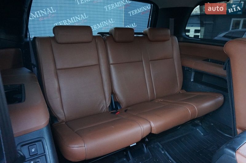 Внедорожник / Кроссовер Toyota Sequoia 2008 в Одессе