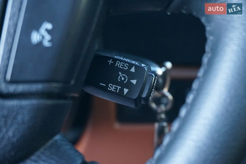 Внедорожник / Кроссовер Toyota Sequoia 2008 в Одессе