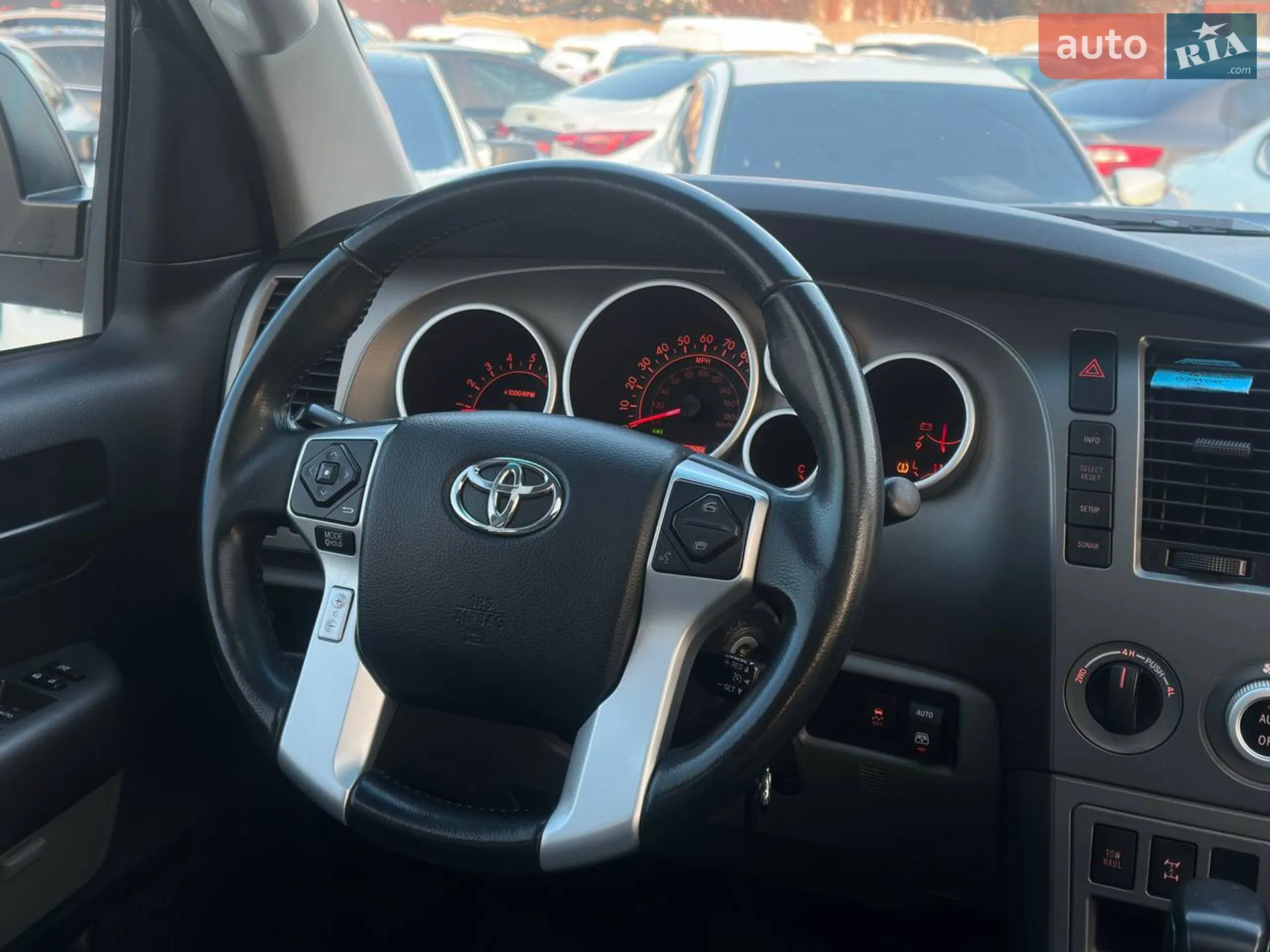 2017 Toyota Sequoia - мініатюра 22