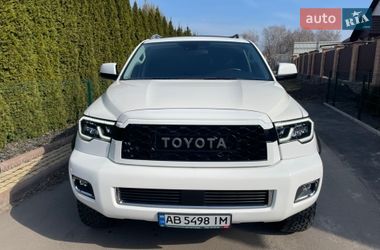 Позашляховик / Кросовер Toyota Sequoia 2018 в Вінниці