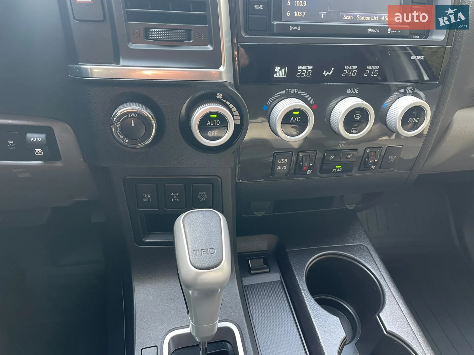 2018 Toyota Sequoia - мініатюра 35
