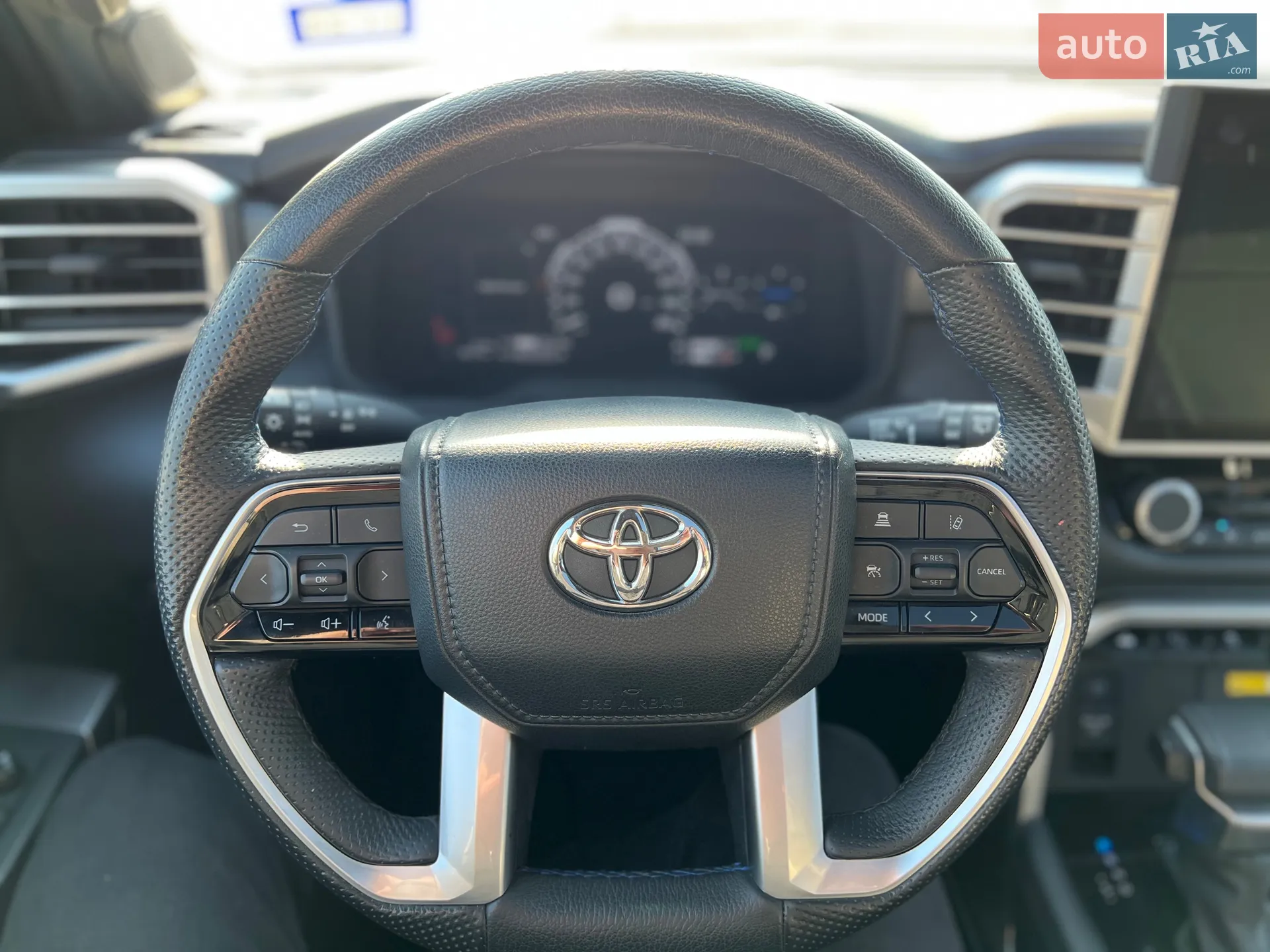 2022 Toyota Sequoia - мініатюра 20