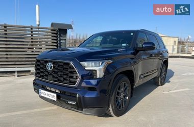 Внедорожник / Кроссовер Toyota Sequoia 2022 в Киеве