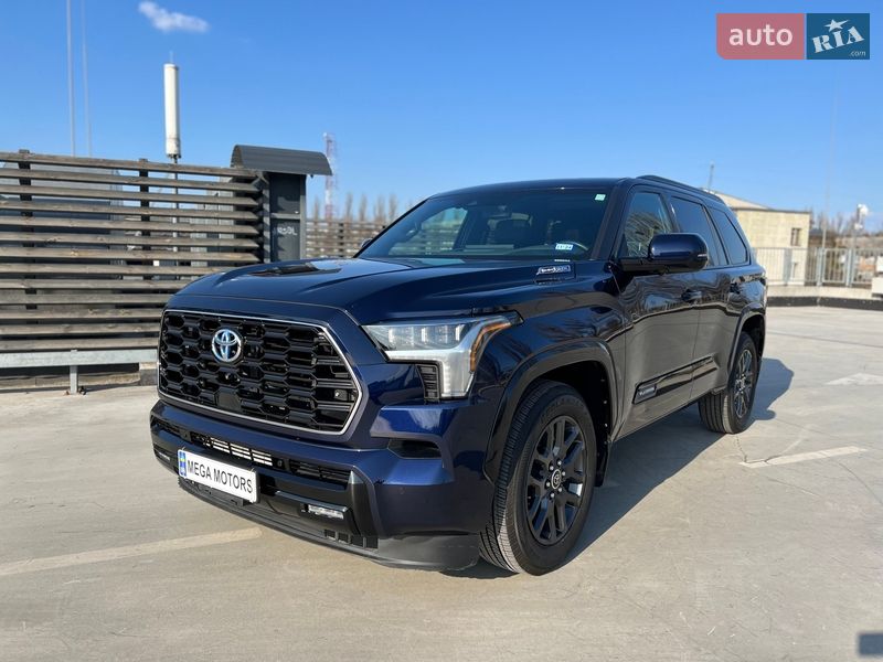 Toyota Sequoia 2022