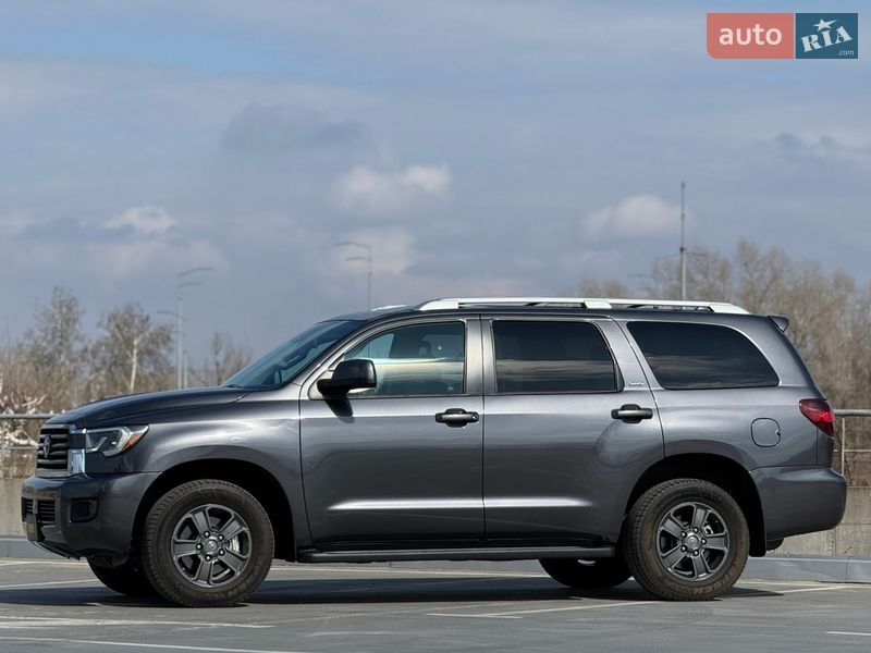Внедорожник / Кроссовер Toyota Sequoia 2019 в Киеве