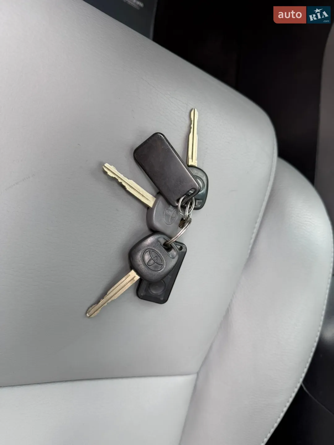 2013 Toyota Sequoia - мініатюра 43