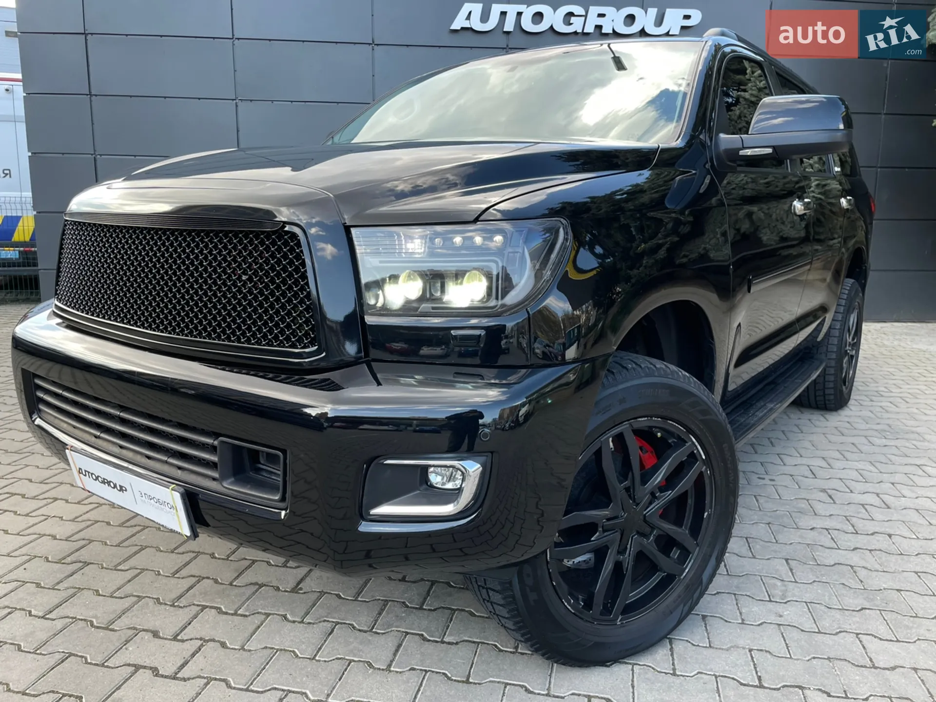 2011 Toyota Sequoia - мініатюра 8
