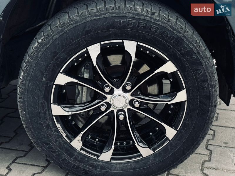 Внедорожник / Кроссовер Toyota Sequoia 2017 в Одессе фото 13 Внедорожник / Кроссовер Toyota Sequoia 2017 в Одессе