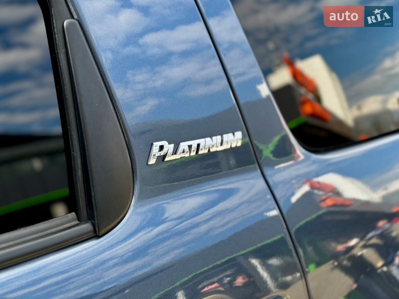 Внедорожник / Кроссовер Toyota Sequoia 2017 в Одессе фото 14 Внедорожник / Кроссовер Toyota Sequoia 2017 в Одессе