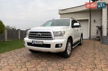 Позашляховик / Кросовер Toyota Sequoia 2012 в Чернівцях