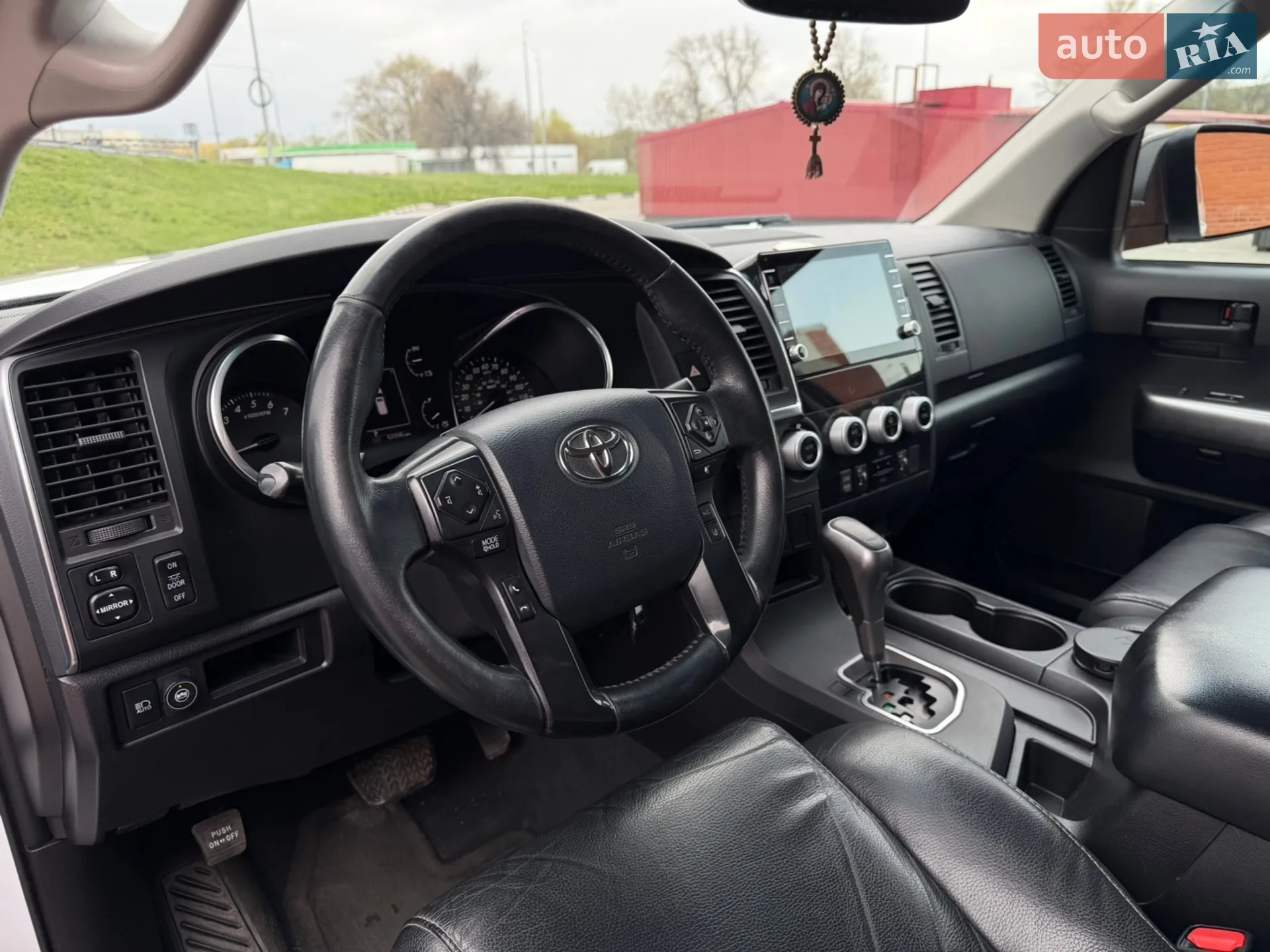 2018 Toyota Sequoia - мініатюра 12