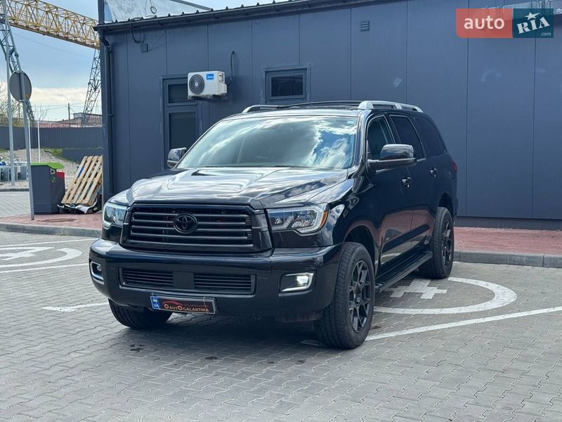 Toyota Sequoia 2018