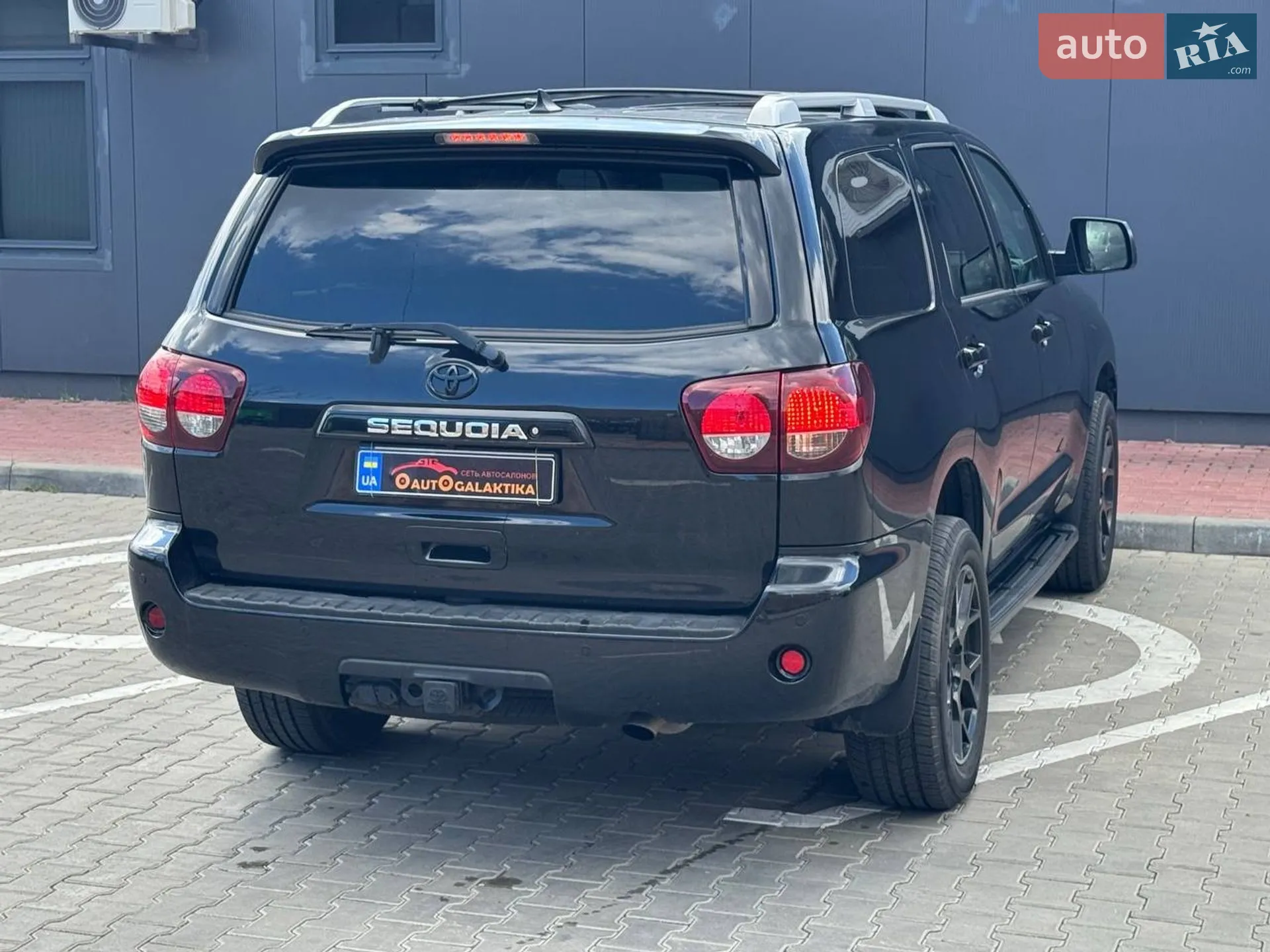 2018 Toyota Sequoia - мініатюра 15
