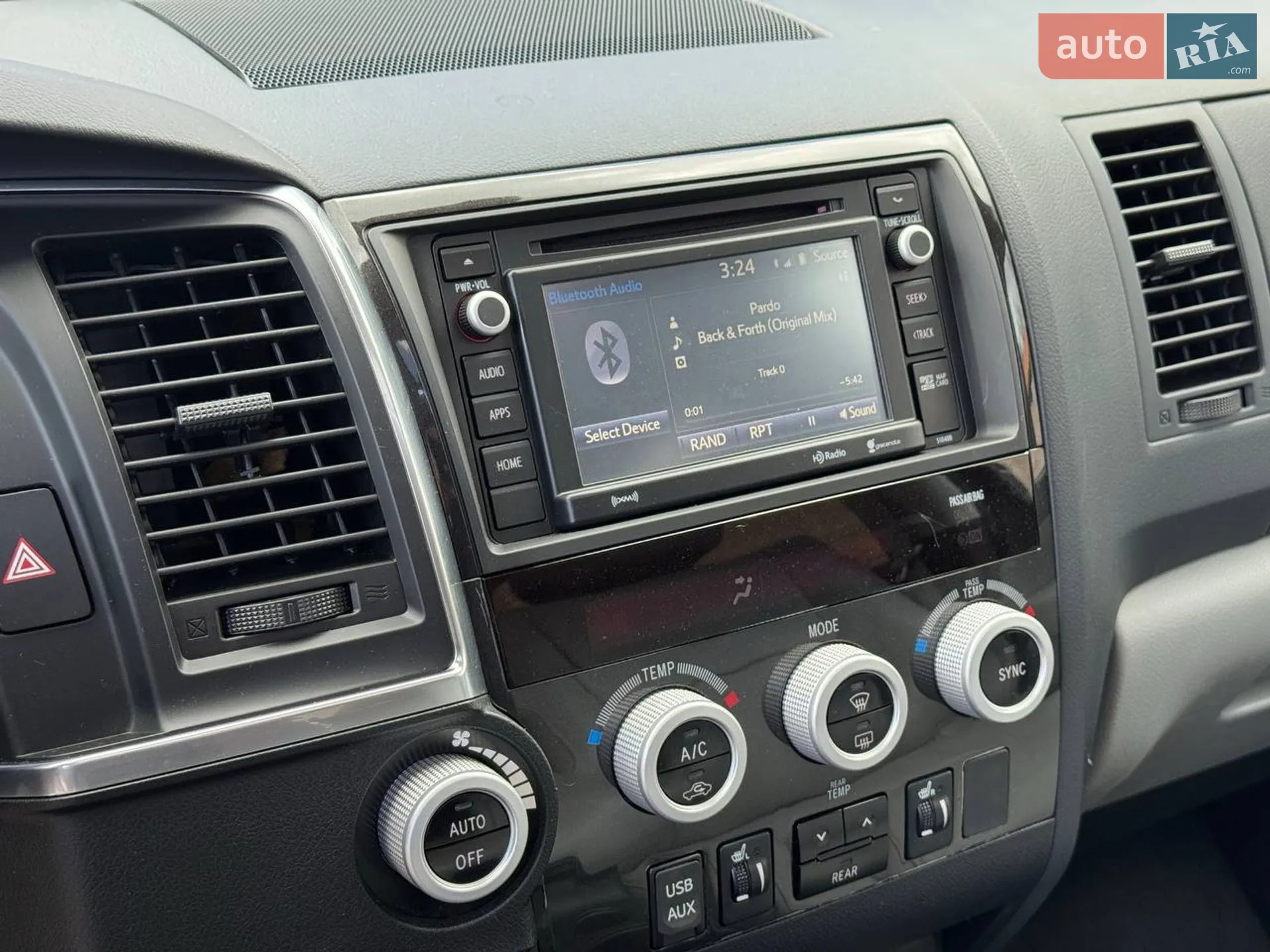 2018 Toyota Sequoia - мініатюра 18