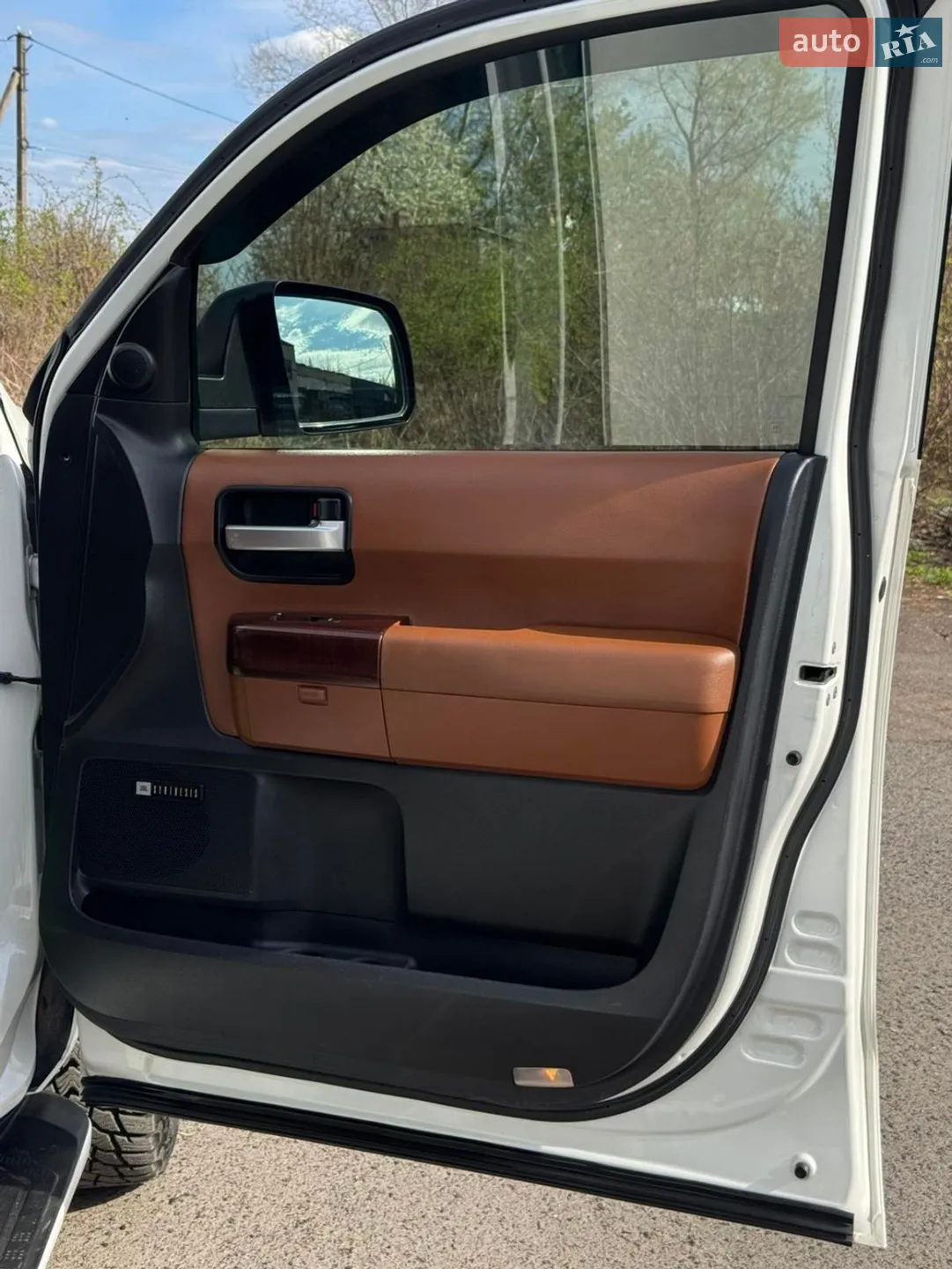 2016 Toyota Sequoia - мініатюра 23