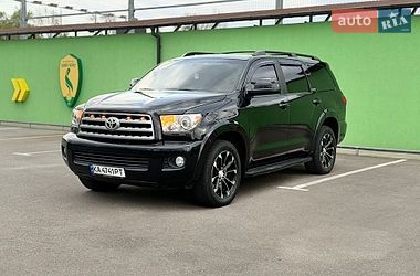 Внедорожник / Кроссовер Toyota Sequoia 2008 в Киеве