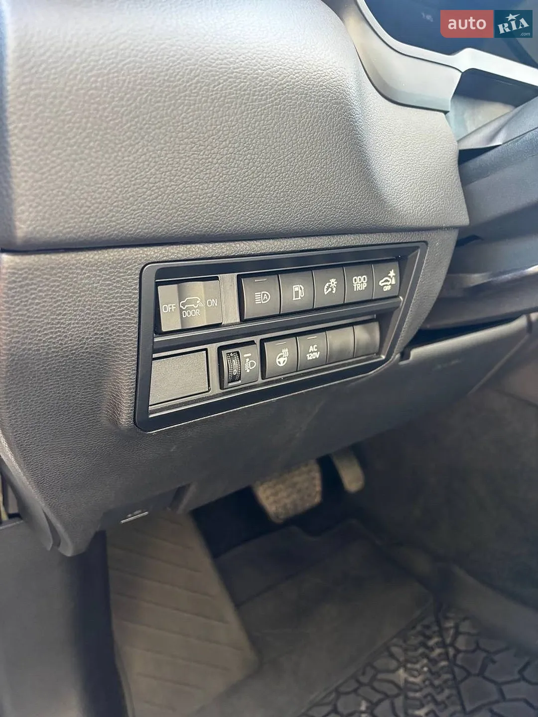 2023 Toyota Sequoia - мініатюра 13