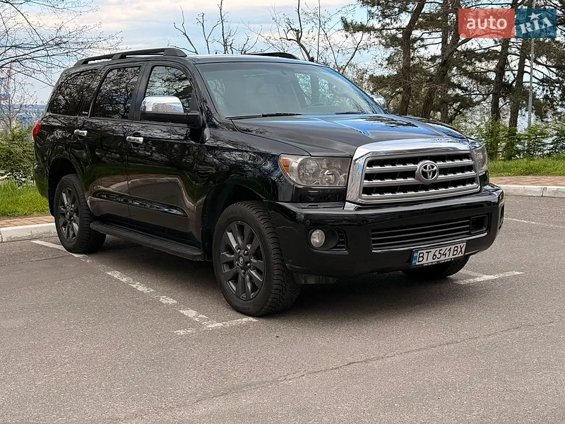 Toyota Sequoia