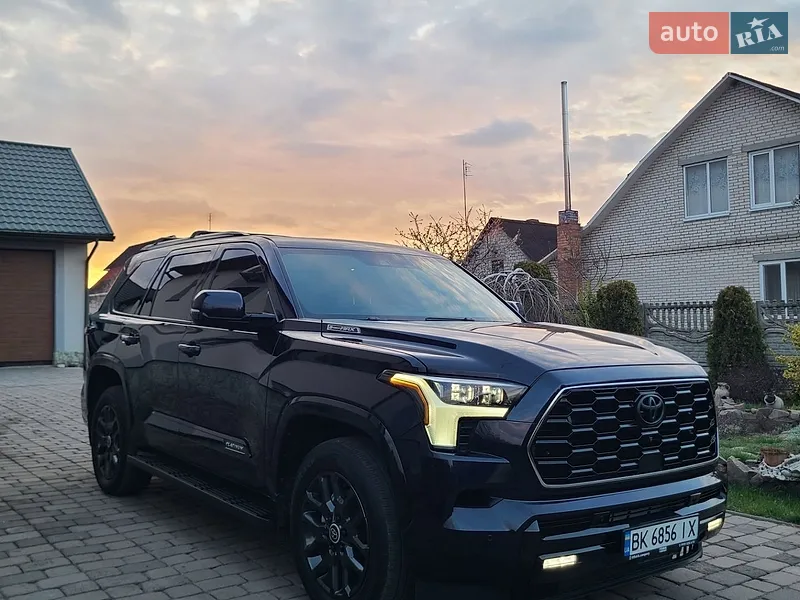Toyota Sequoia