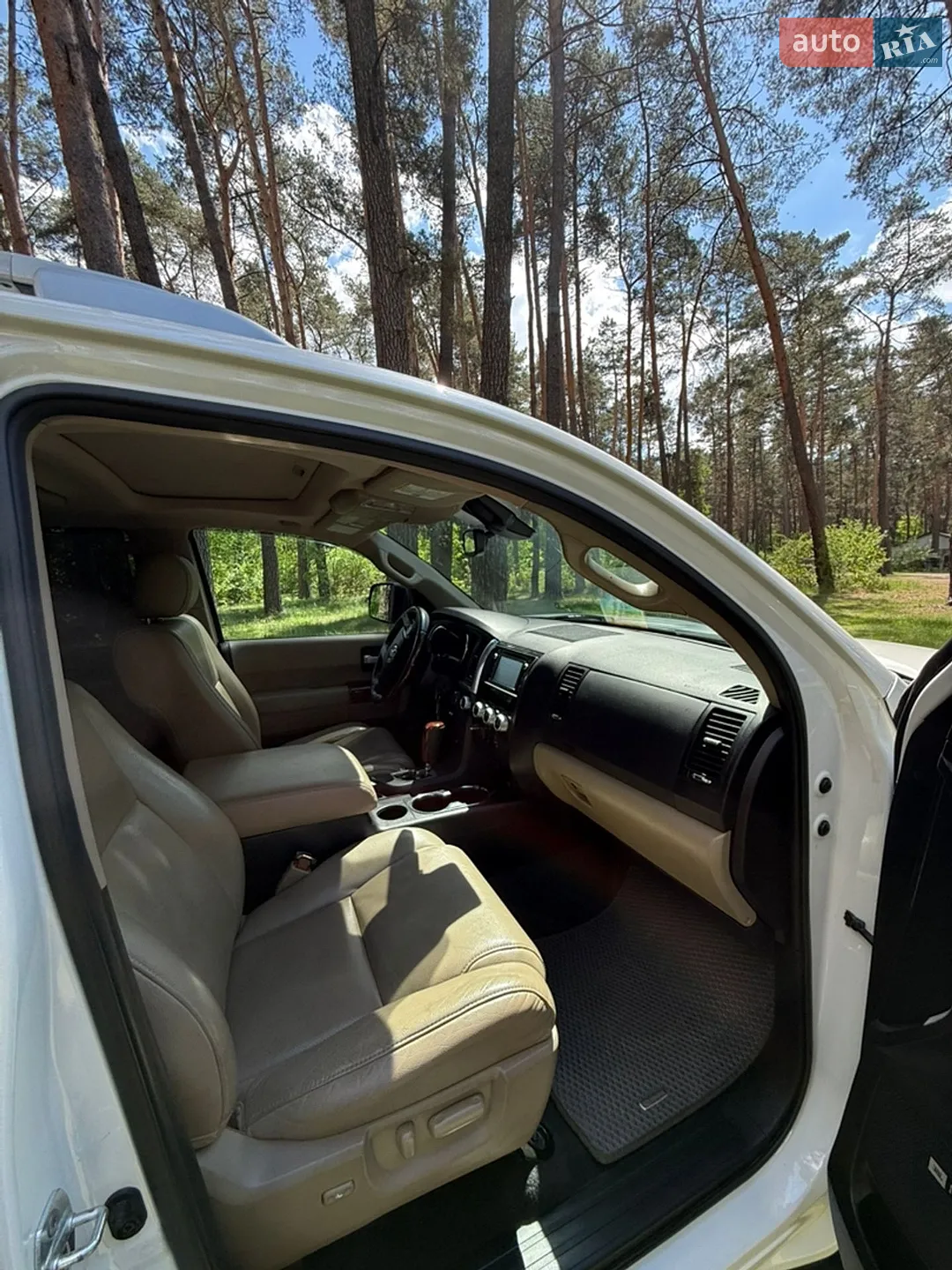 2019 Toyota Sequoia - мініатюра 21