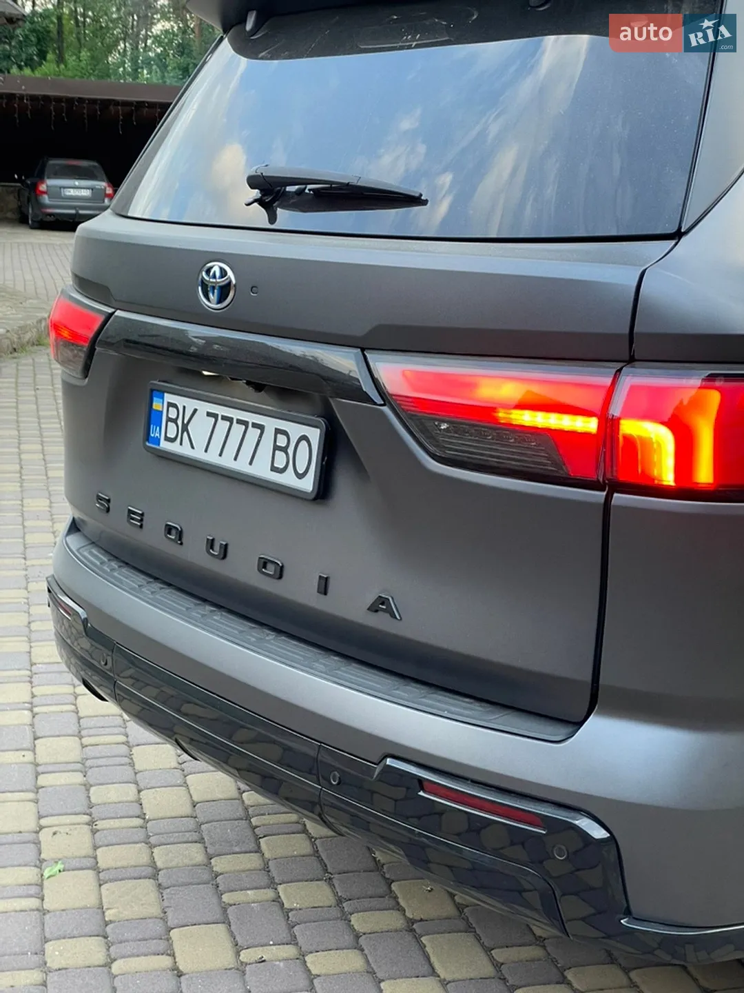 2022 Toyota Sequoia - мініатюра 13