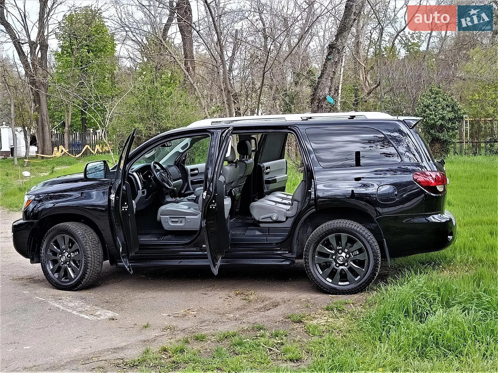 2018 Toyota Sequoia - мініатюра 23