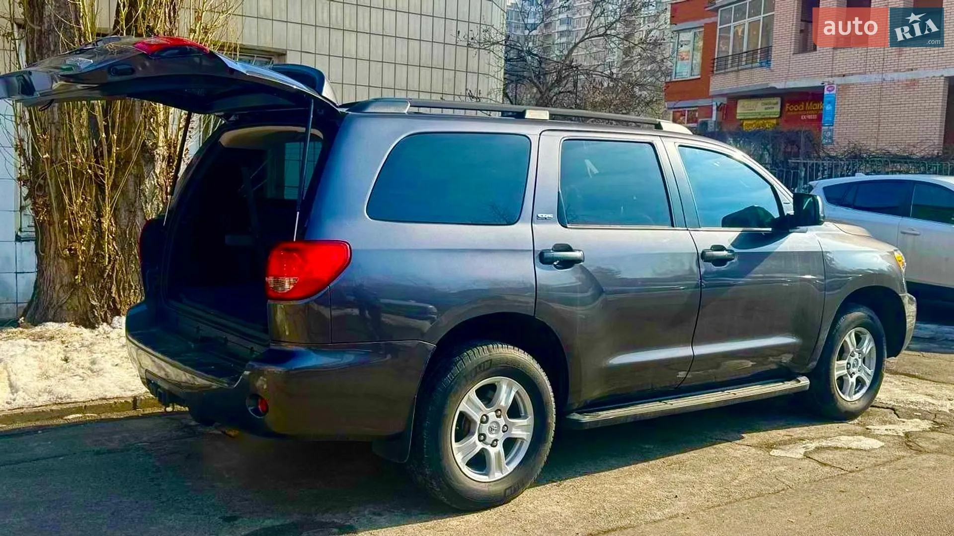 2014 Toyota Sequoia - мініатюра 2