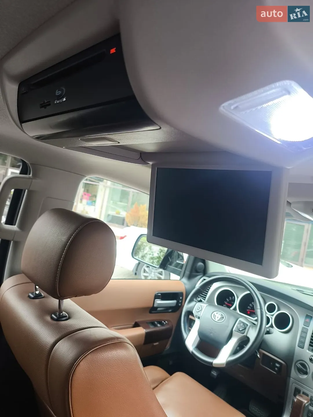 2015 Toyota Sequoia - мініатюра 20