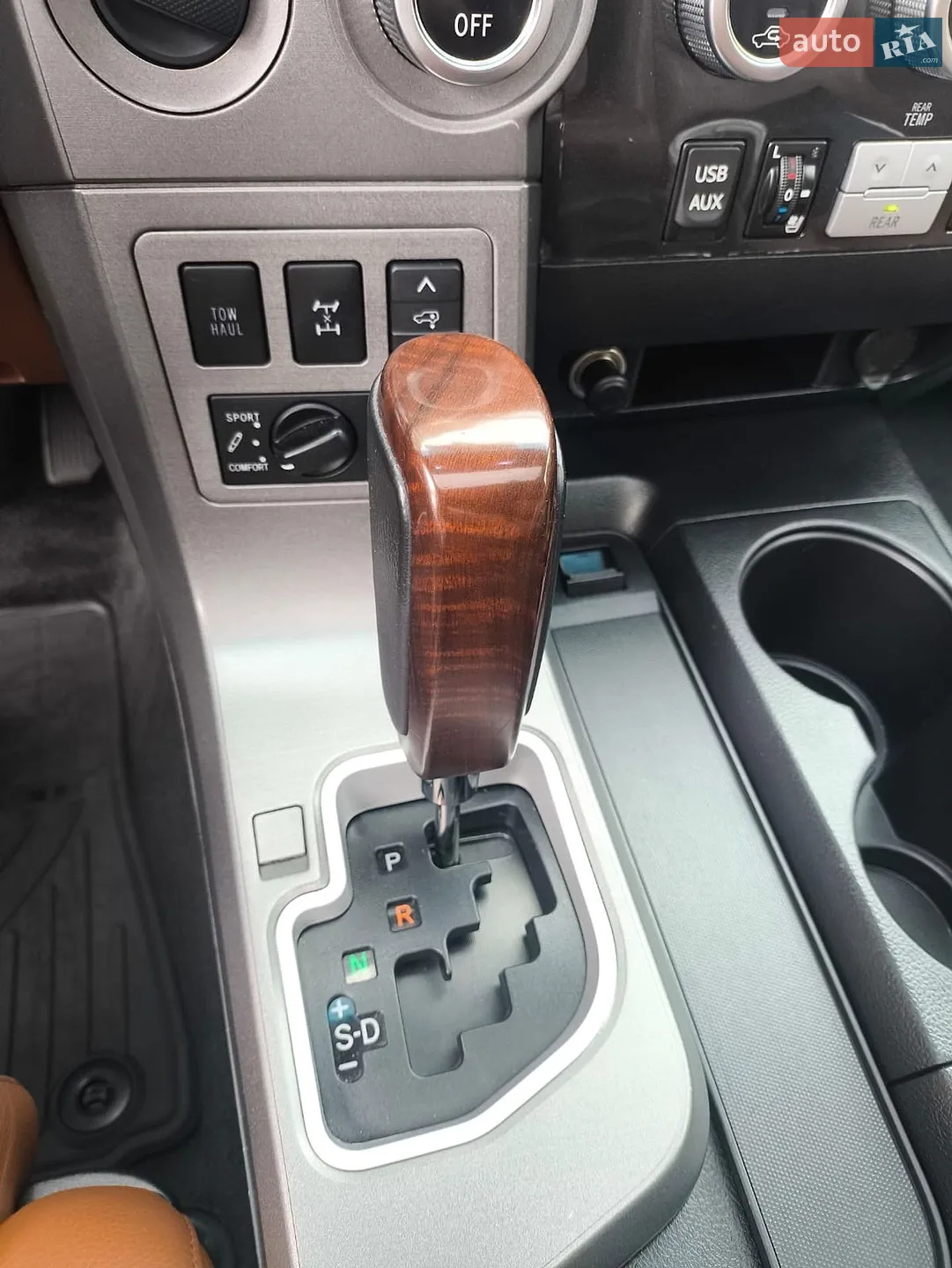 2015 Toyota Sequoia - мініатюра 74