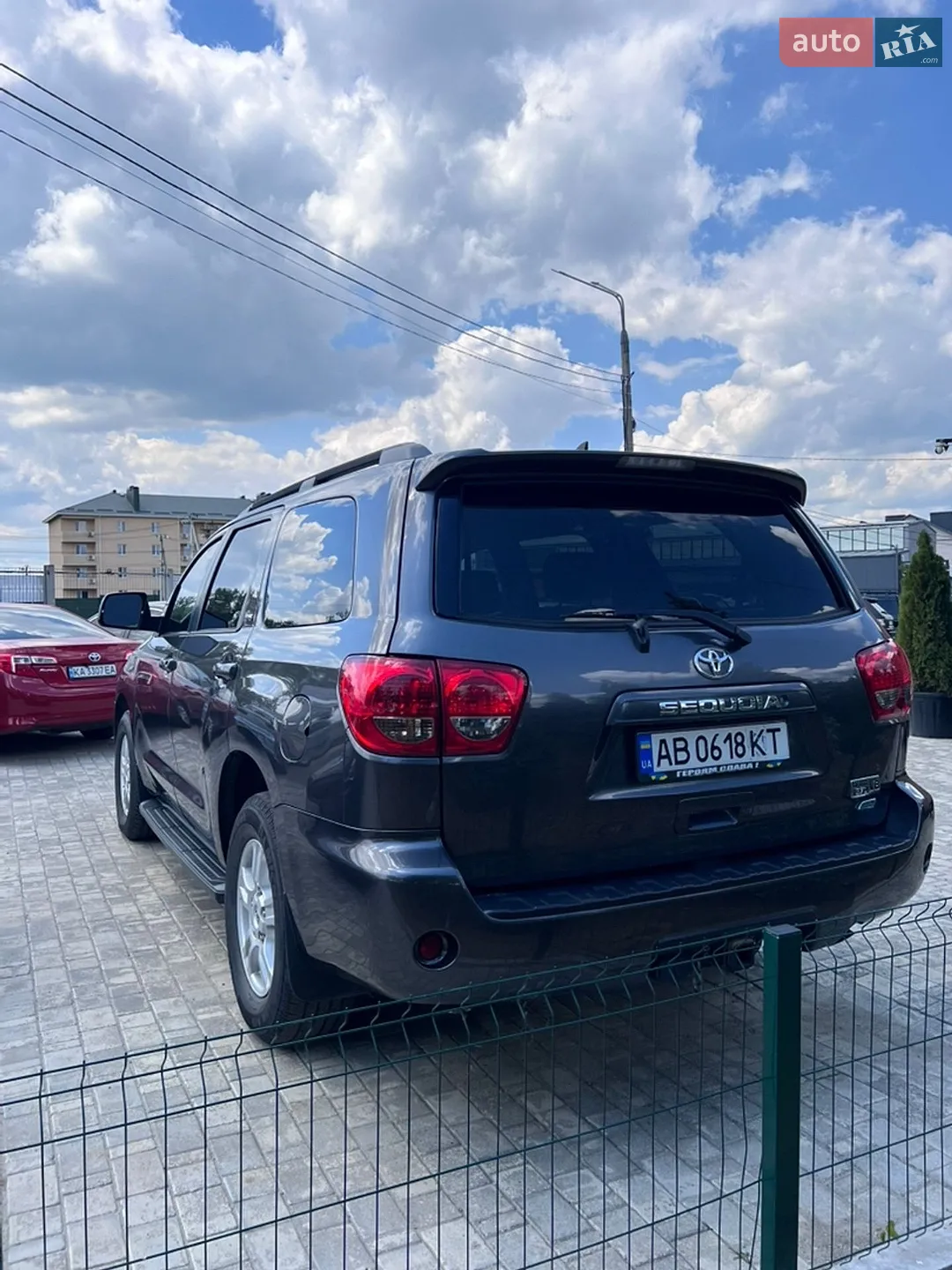 2014 Toyota Sequoia - мініатюра 3