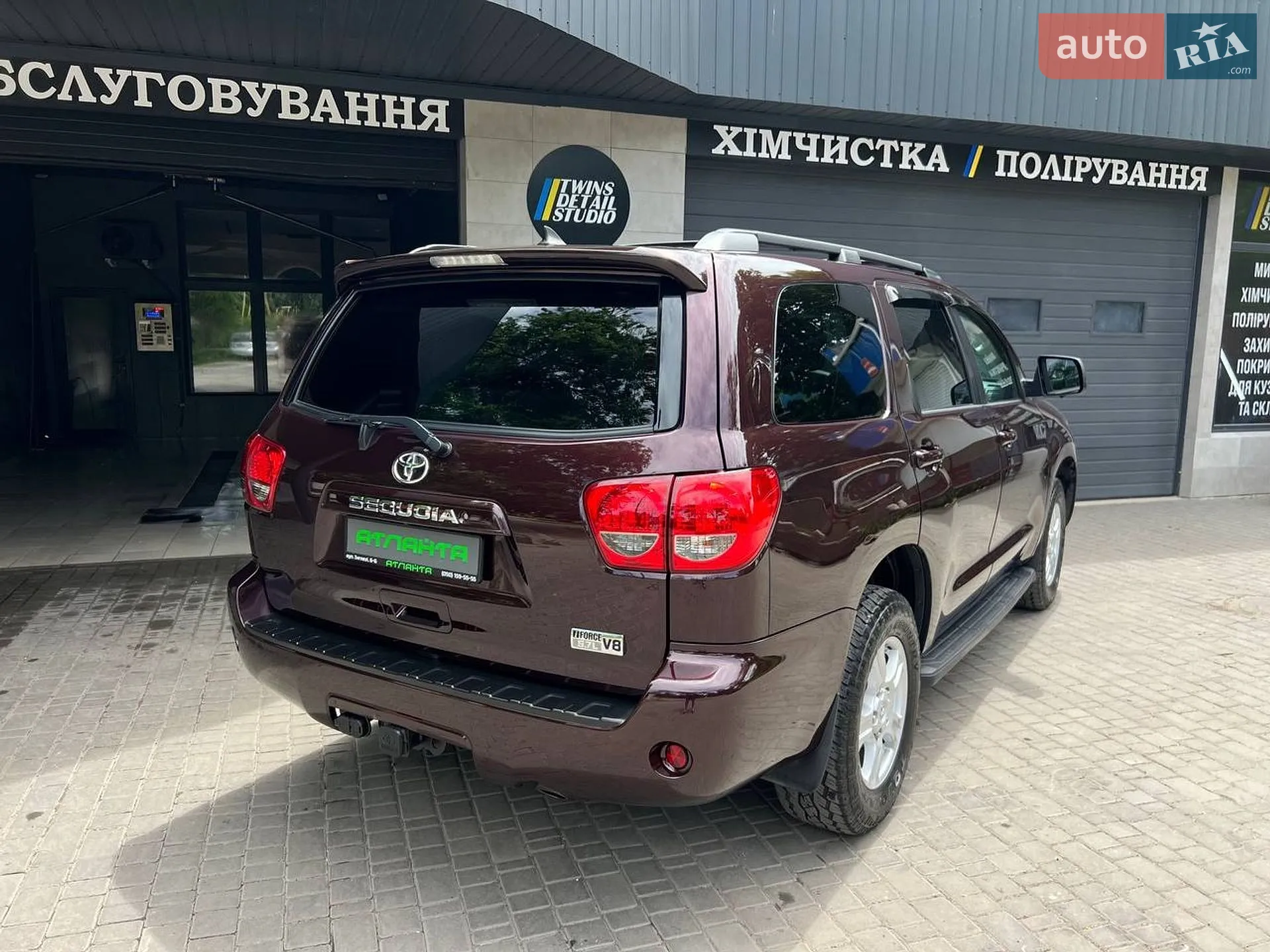 2016 Toyota Sequoia - мініатюра 11